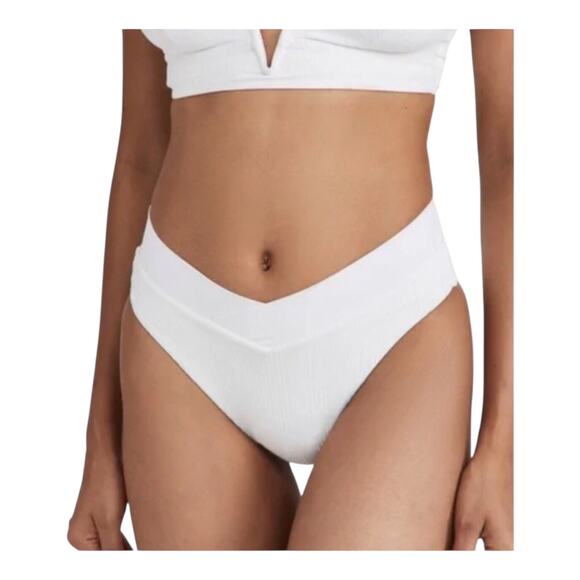 l*space Other - L Space Court Bitsy Cut White Ribbed Bikini Bottom Stretch Women's Sz Medium NWT
